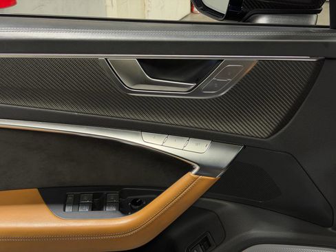 Used 2021 Audi RS 6 image 16