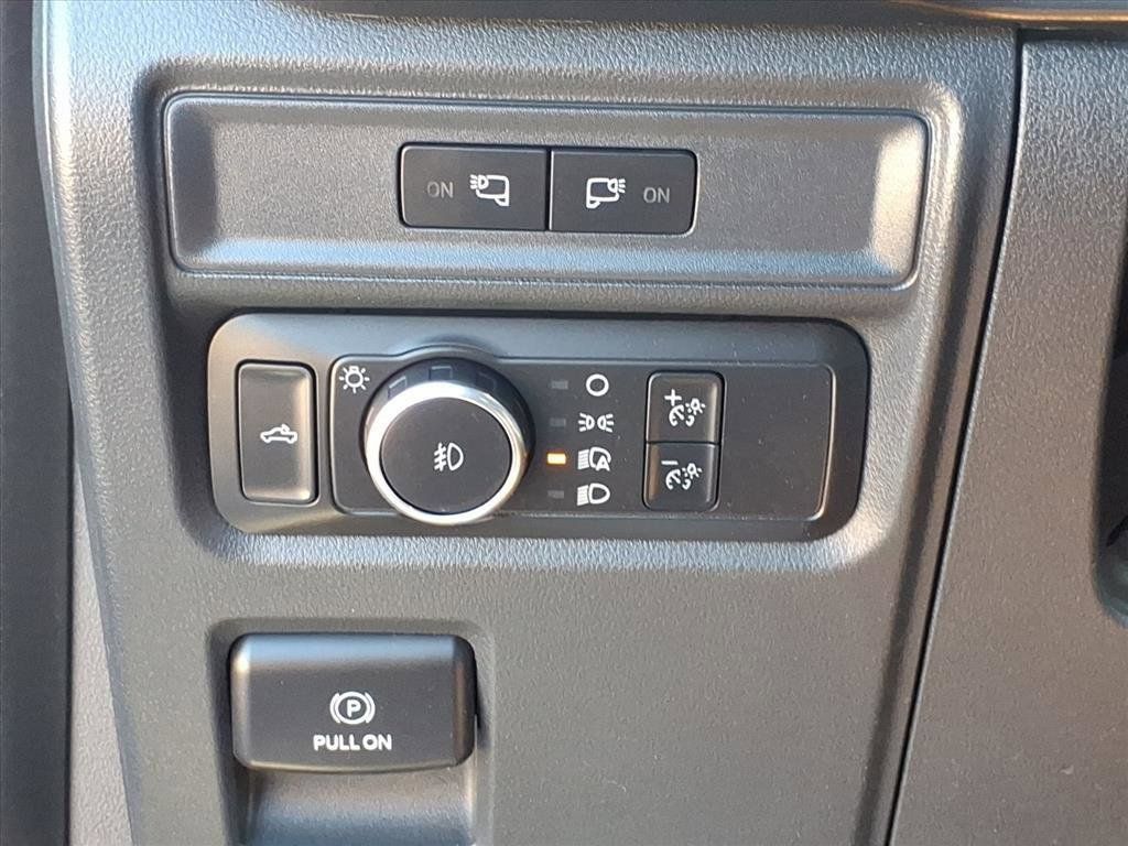 Used 2022 Ford F150 XL w/ STX Appearance Package AWD/4WD image 17