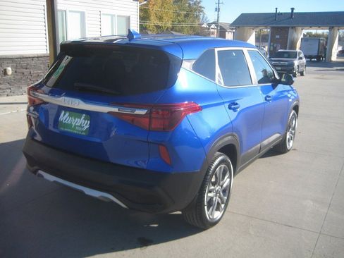Used 2022 Kia Seltos LX image 7