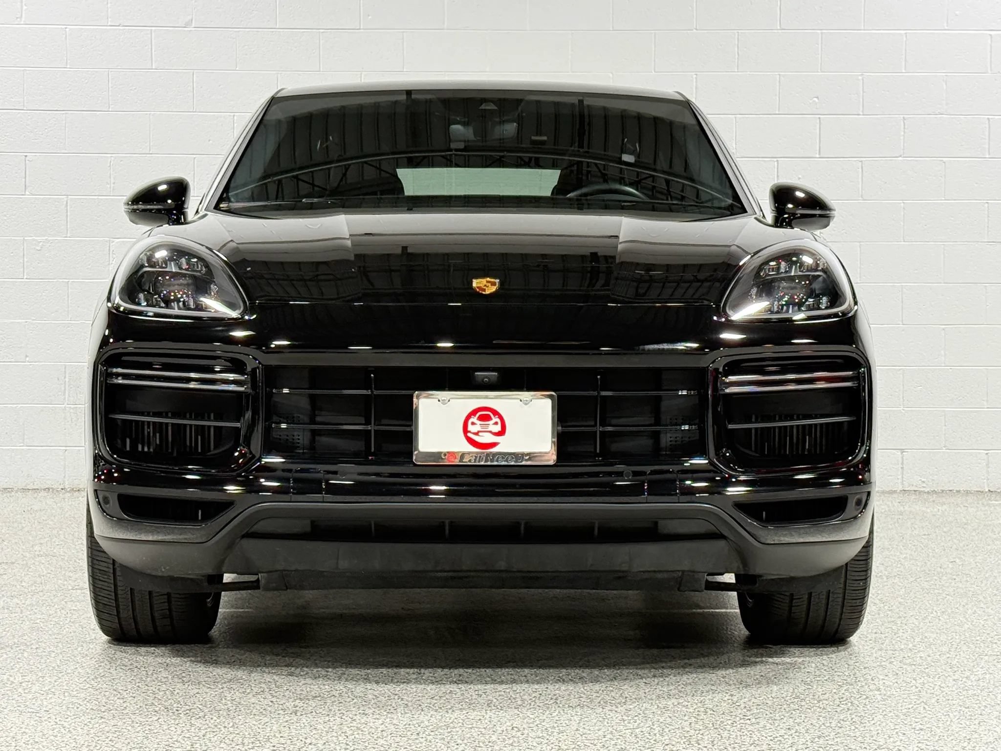 Used 2023 Porsche Cayenne Turbo AWD/4WD image 3