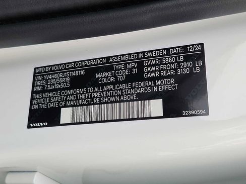 Used 2025 Volvo XC60 T8 Core w/ Protection Package Premier image 27