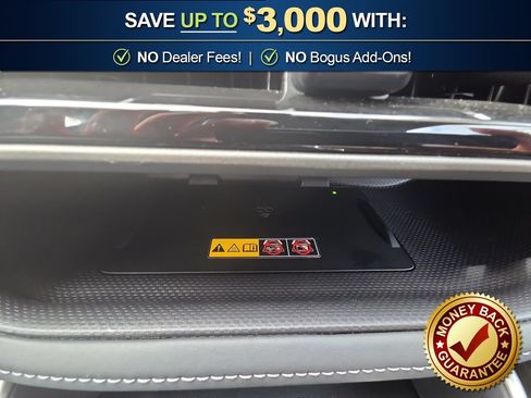 Used 2025 Toyota Highlander XLE AWD/4WD image 29