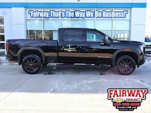 Certified 2024 GMC Sierra 3500 AT4 w/ AT4 Preferred Package AWD/4WD image 1