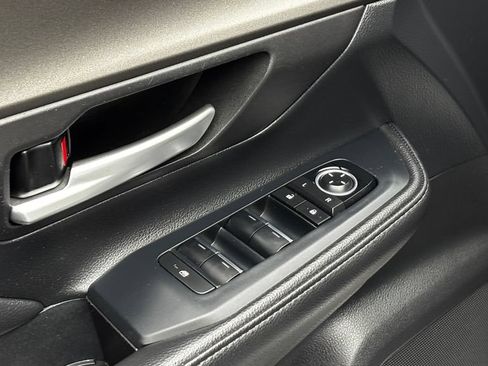 Used 2024 Toyota Grand Highlander AWD image 18