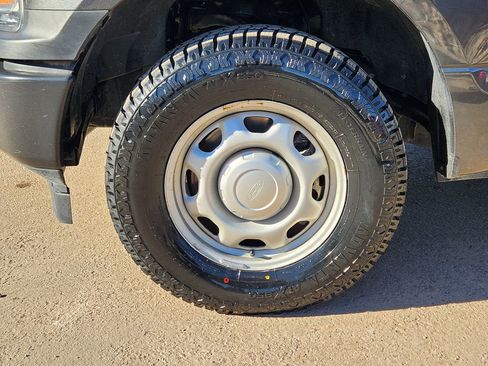 Used 2020 Ford F150 XL w/ Equipment Group 101A Mid image 10