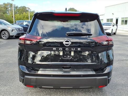 New 2026 Nissan Rogue SV FWD image 7