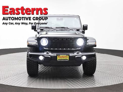 Used 2025 Jeep Wrangler Unlimited Sport S 4xe AWD/4WD image 2