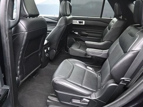Used 2023 Ford Explorer ST w/ Equipment Group 401A AWD/4WD image 15