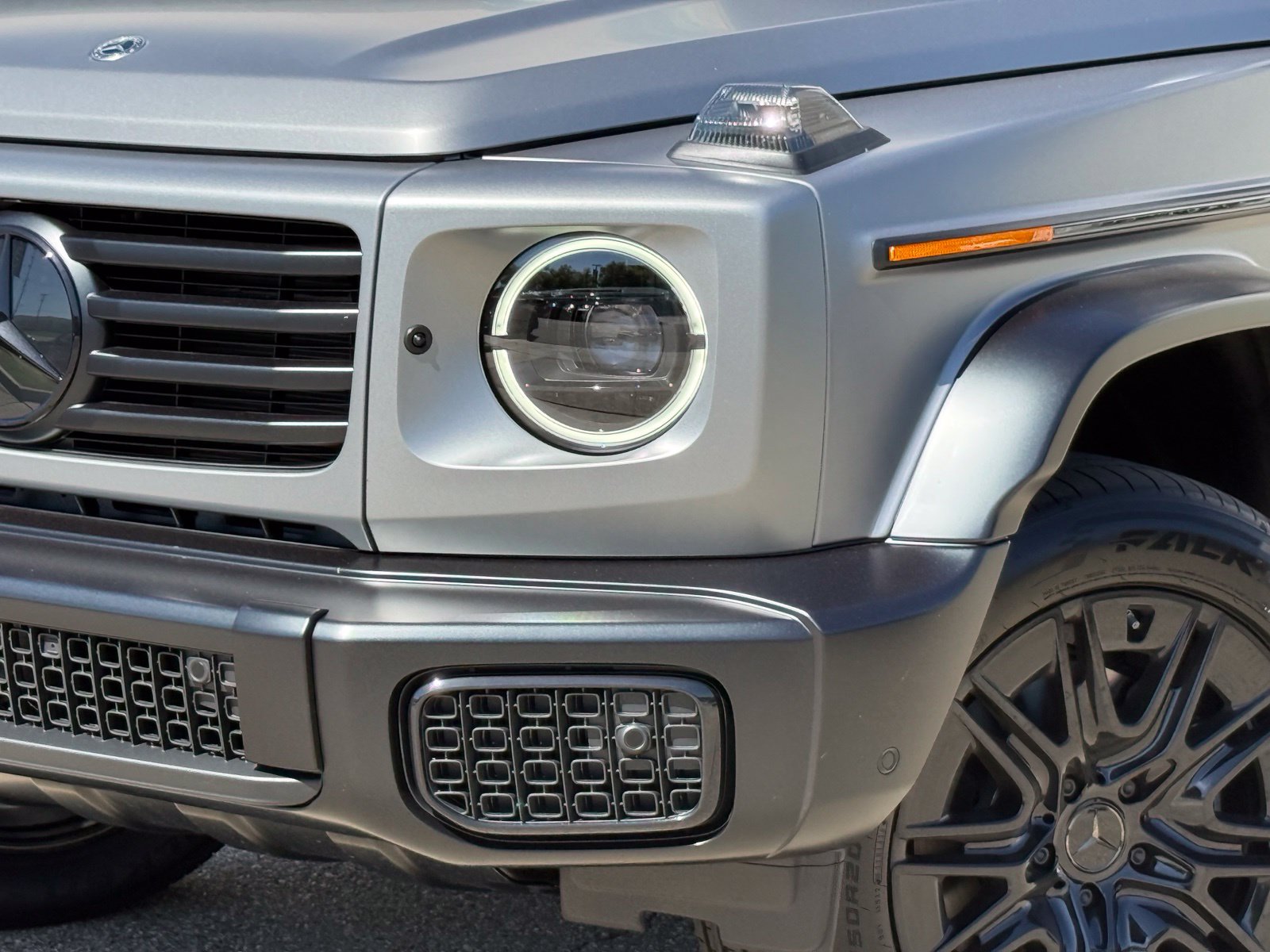 New 2027 Mercedes-Benz G 580 e image 3