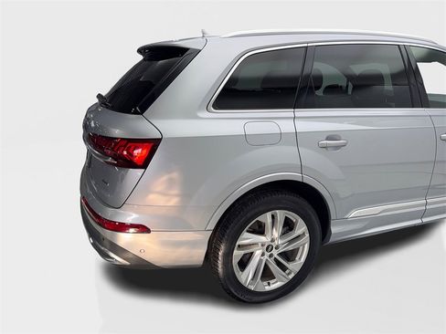 Used 2021 Audi Q7 2.0T Premium w/ Convenience Package image 16