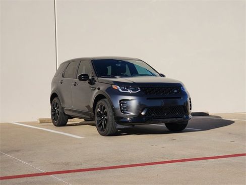 Used 2025 Land Rover Discovery Sport Dynamic SE image 3