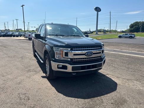 Used 2018 Ford F150 XLT w/ Equipment Group 302A Luxury RWD image 2