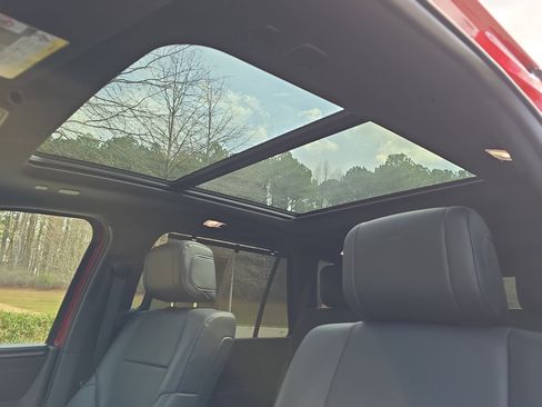 Used 2024 Toyota Sequoia Platinum image 27