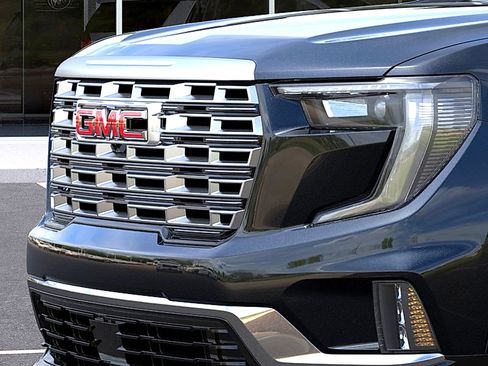 New 2026 GMC Acadia Denali FWD image 13