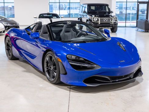 Used 2022 McLaren 720S Spider - AURORA BLUE - LEATHER image 10
