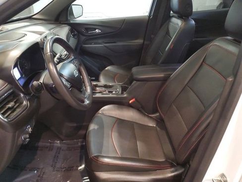 Used 2022 Chevrolet Equinox RS w/ RS Leather Package image 10