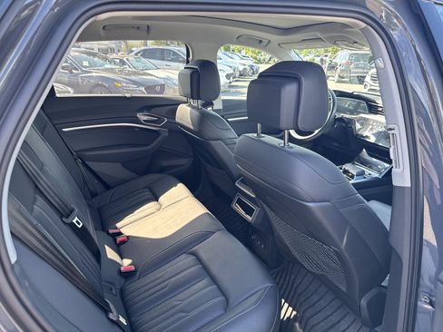 Used 2024 Audi Q8 e-tron Prestige AWD/4WD image 14