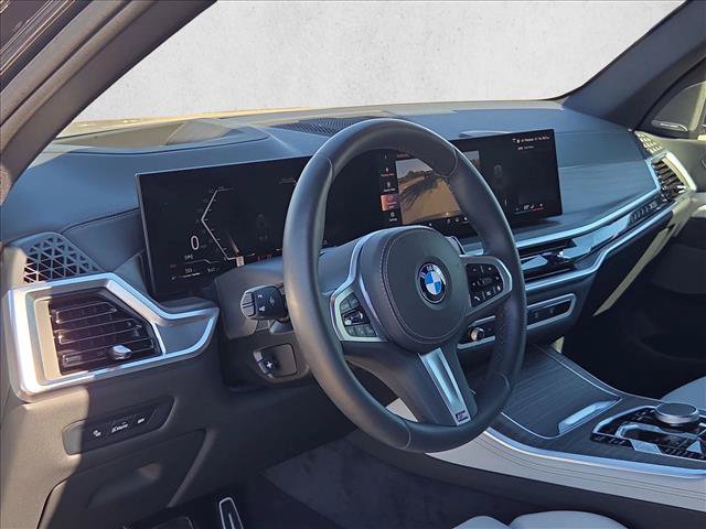 Used 2026 BMW X5 xDrive40i w/ M Sport Package AWD/4WD image 13