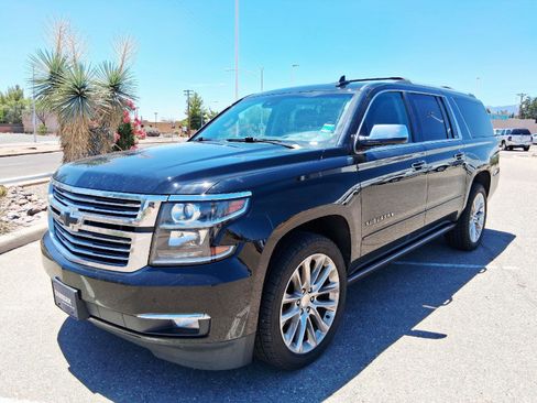Used 2019 Chevrolet Suburban Premier w/ Premier Plus Edition AWD/4WD image 1