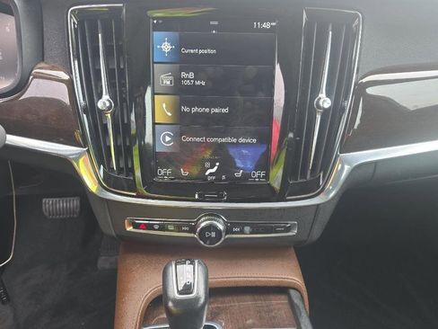 Used 2018 Volvo S90 T5 Momentum AWD/4WD image 9