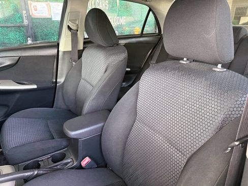 Used 2009 Toyota Corolla XRS FWD image 17