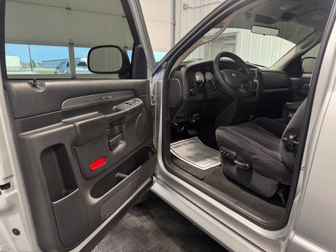 Used 2005 Dodge Ram 1500 Truck SLT w/ Daytona Edition Group AWD/4WD image 7