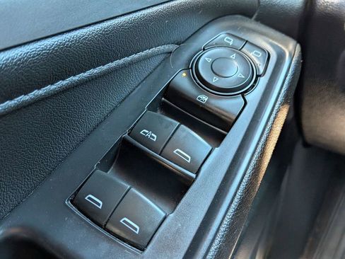 Used 2022 Chevrolet Traverse LT AWD/4WD image 25