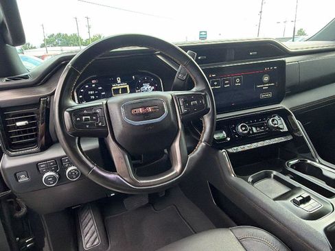 Used 2024 GMC Sierra 2500 AT4 w/ AT4 Premium Plus Package AWD/4WD image 26