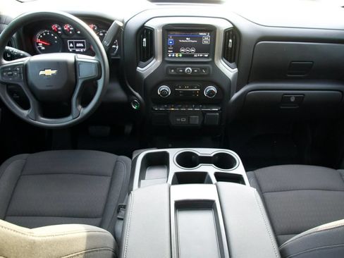 Used 2026 Chevrolet Silverado 1500 Custom RWD image 12