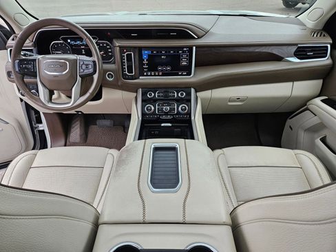 Used 2021 GMC Yukon Denali image 24