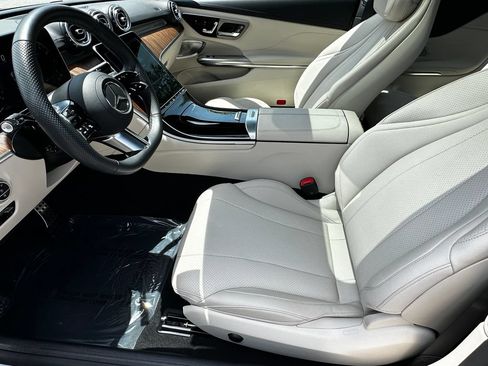 Certified 2026 Mercedes-Benz CLE 300 4MATIC Coupe image 10