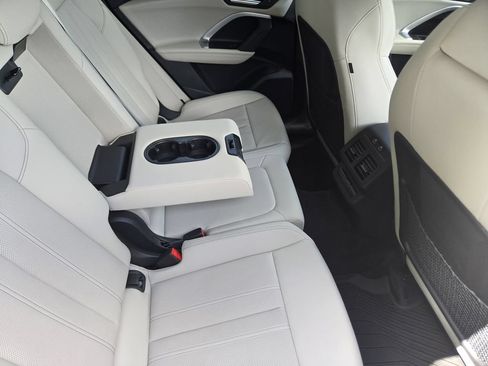 Used 2025 Audi Q5 Premium Plus w/ Premium Plus AWD/4WD image 40