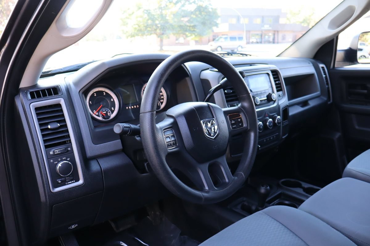 Used 2014 RAM 2500 Tradesman w/ Chrome Appearance Group AWD/4WD image 15