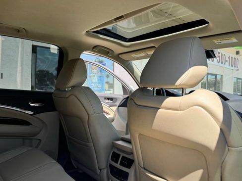 Used 2020 Acura MDX SH-AWD image 19