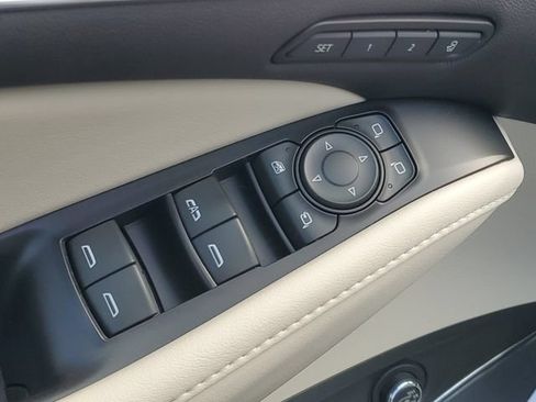 Used 2022 Buick Enclave Avenir w/ Trailering Package, 5000 lbs. AWD/4WD image 18