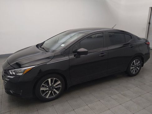 Used 2025 Nissan Versa S w/ S Plus Package FWD image 2