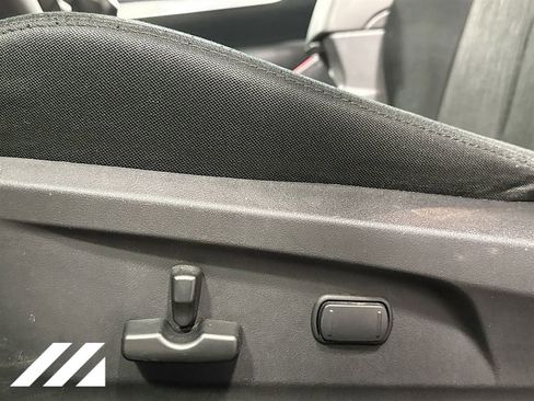 Used 2013 Subaru Legacy 2.5i Premium image 19