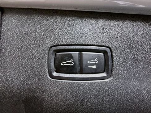 Used 2023 Porsche Cayenne Platinum Edition AWD/4WD image 42