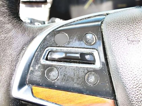 Used 2015 Cadillac Escalade ESV Premium image 13