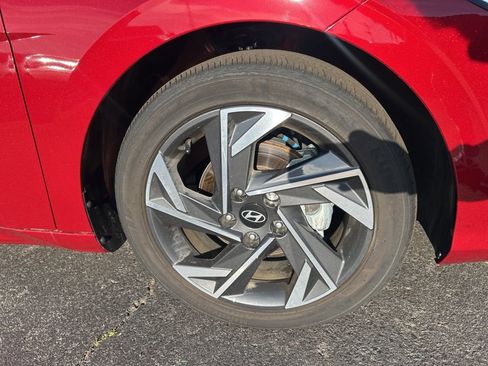 New 2025 Hyundai Elantra Sport FWD image 9