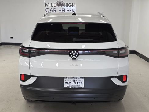 Used 2023 Volkswagen ID.4 Pro AWD/4WD image 9