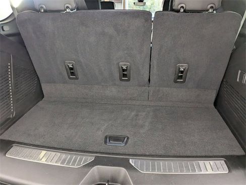 Used 2021 Chevrolet Tahoe High Country w/ Premium Package image 32