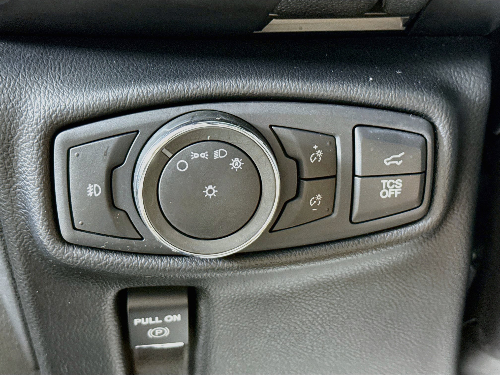 Used 2020 Lincoln Nautilus Reserve AWD/4WD image 9