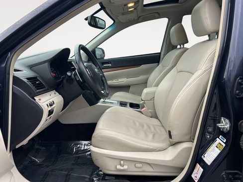 Used 2013 Subaru Outback 2.5i Limited w/ Moonroof Pkg image 15