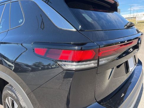 New 2026 Volkswagen Tiguan S image 12