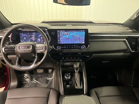 Certified 2026 GMC Canyon Elevation w/ Convenience Package AWD/4WD image 17