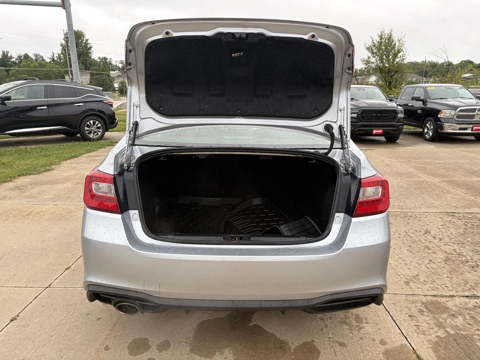 Used 2018 Subaru Legacy 2.5i Premium AWD/4WD image 22