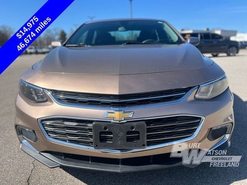 Used 2018 Chevrolet Malibu LT image 9