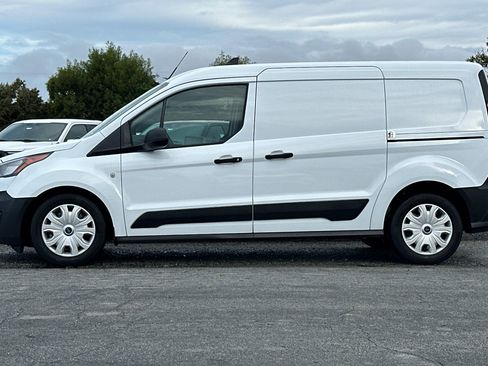 Used 2023 Ford Transit Connect XL image 2