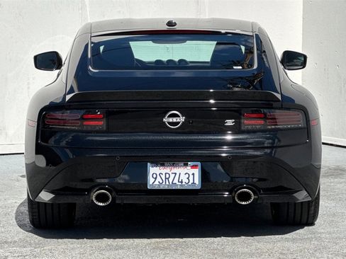 Certified 2025 Nissan Z Performance w/ Floor Mat Package image 5